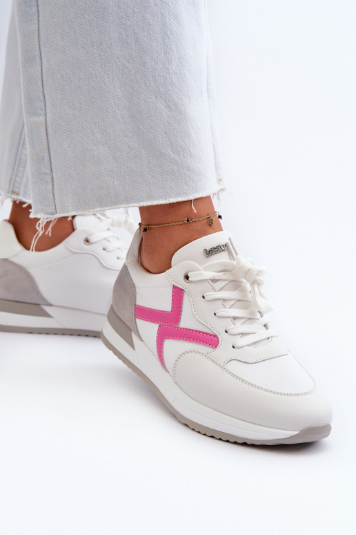 Sneakers modeļa apavi ar platformu INBLU IN000362 baltas krāsas Sneakers modeļa apavi ar platformu INBLU IN000362 baltas krāsas