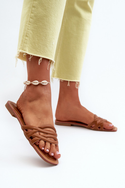 sieviešu čības Eko   ar platiem papēžiem brūnas krāsas Moldela