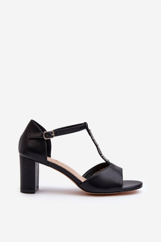 Sieviešu basenes ar dekorētiem papēžiem  Melns Triavera