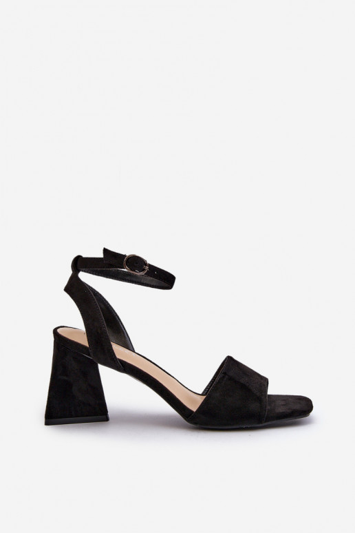 Sieviešu basenes ar papēdi Z u Melns Upttima