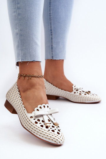 Ažūra balerīnas  ar bantītēm baltas krāsas Nestavia