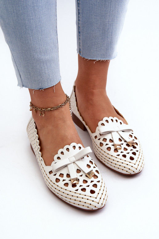 Ažūra balerīnas  ar bantītēm baltas krāsas Nestavia