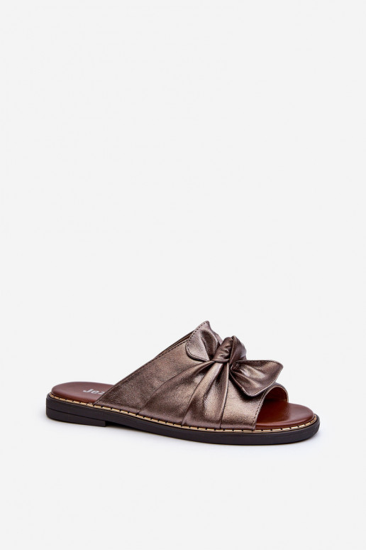 sieviešu čības ar platiem papēžiem  Nelvira