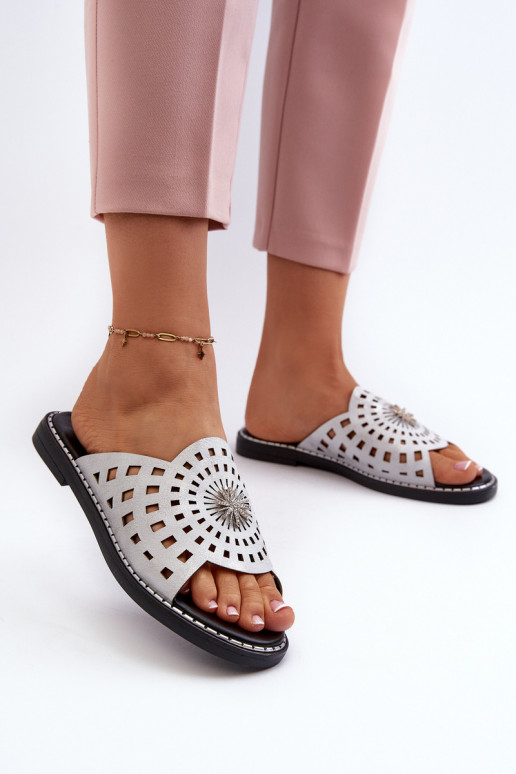 spīdīgs sieviešu čības ar platiem papēžiem ar ornamentiem Sudraba krāsas Ebirena