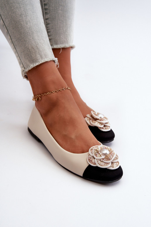 Balerīnas  Eko    Detalem smilšu krāsas Divinella Balerīnas  Eko    Detalem smilšu krāsas Divinella