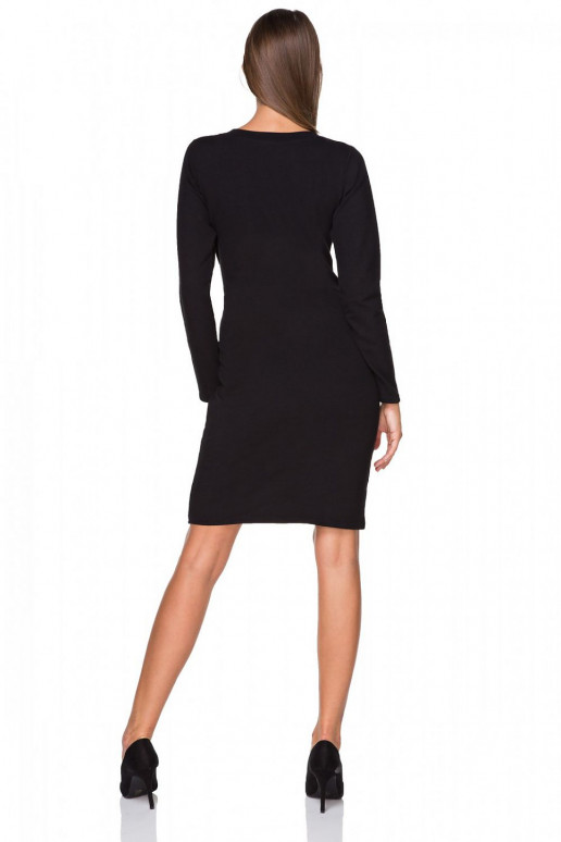 Pieguļoša kleita melnā krāsā