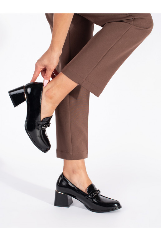 Melns  kurpes  Melns  kurpes