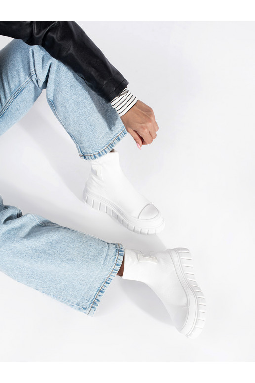 baltas krāsas  kurpes ar platformu