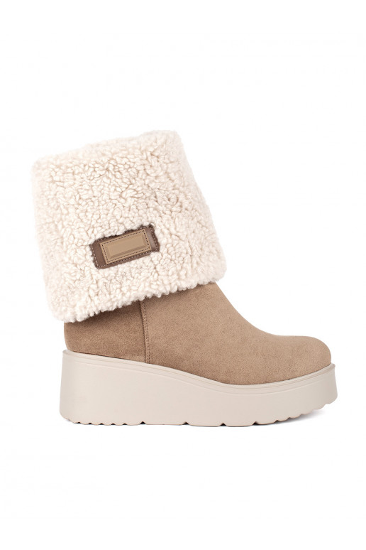 smilšu krāsas  sieviešu zābaki 