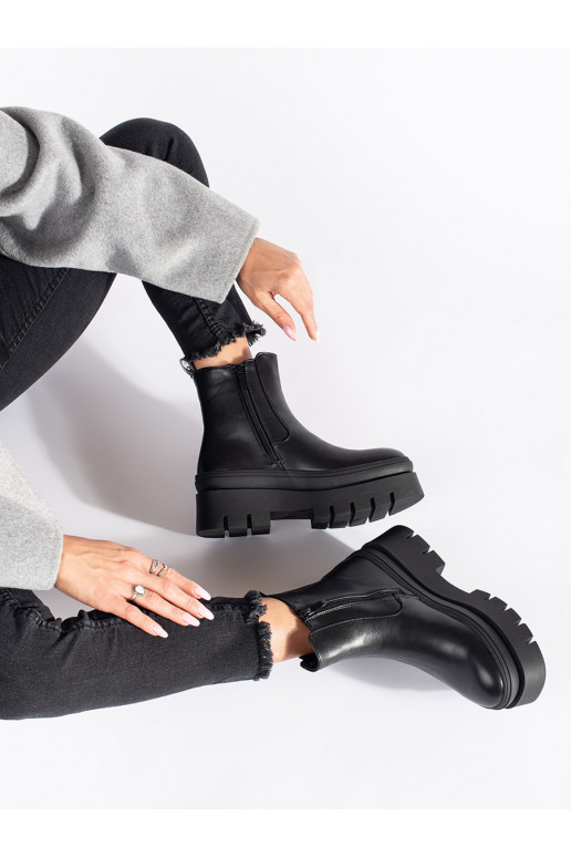 Melns Sieviešu zābaki ar platformu