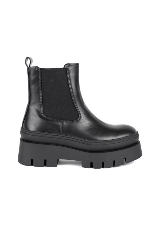 Melns Sieviešu zābaki ar platformu