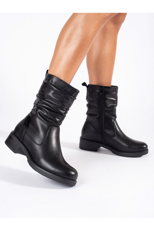 Melns   sieviešu zābaki  Sergio Leone