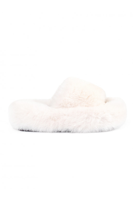 smilšu krāsas  čības  domowe ar platformu smilšu krāsas  čības  domowe ar platformu