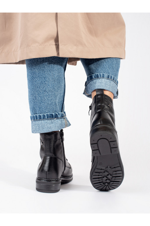 Melns  sieviešu zābaki   Sergio Leone