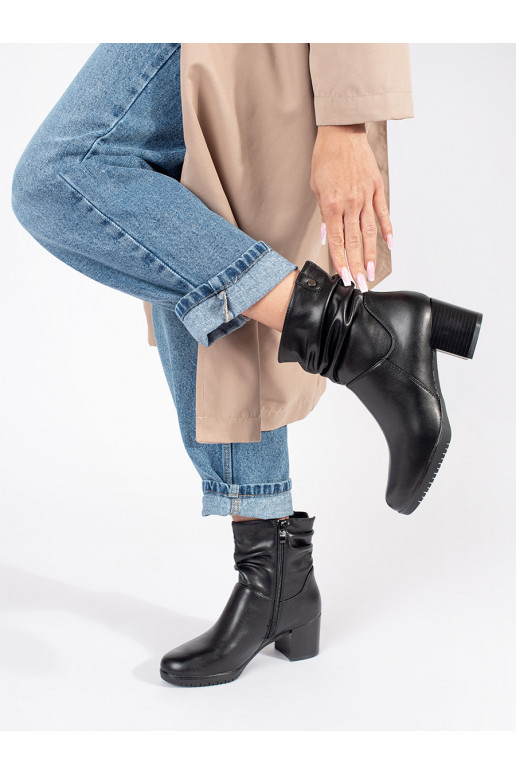 Melns   sieviešu zābaki uz papēža  Sergio Leone