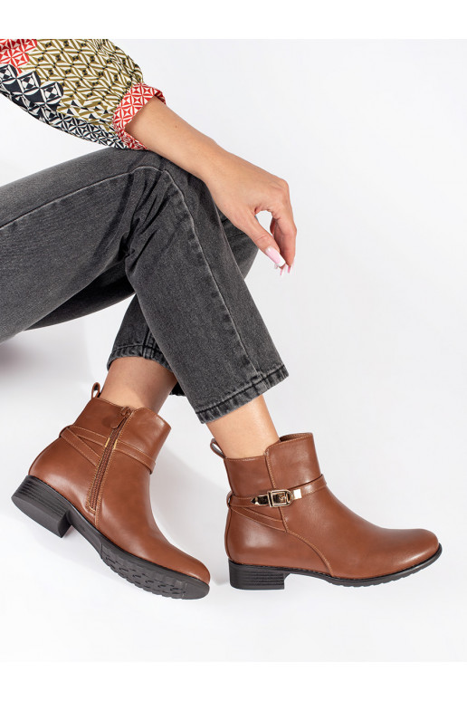 brūnas krāsas sieviešu zābaki  