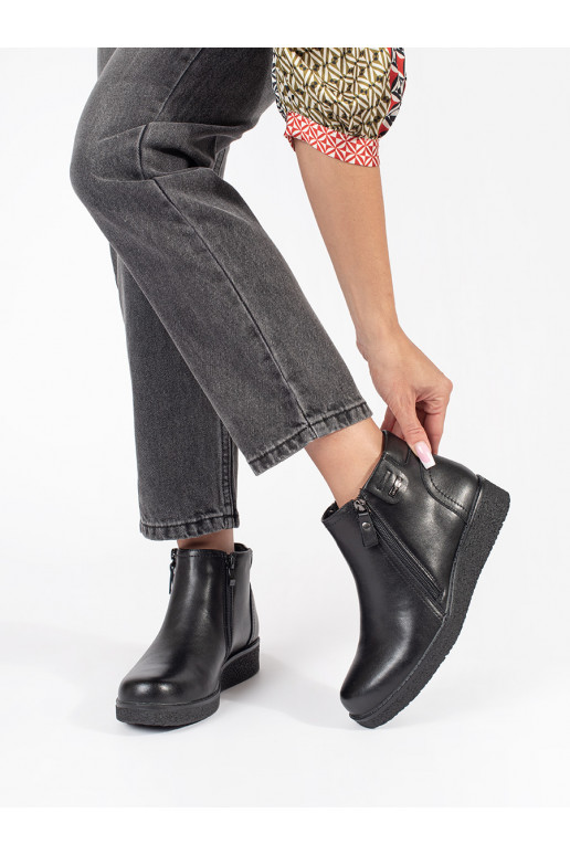 Melns    zābaki  Sergio Leone