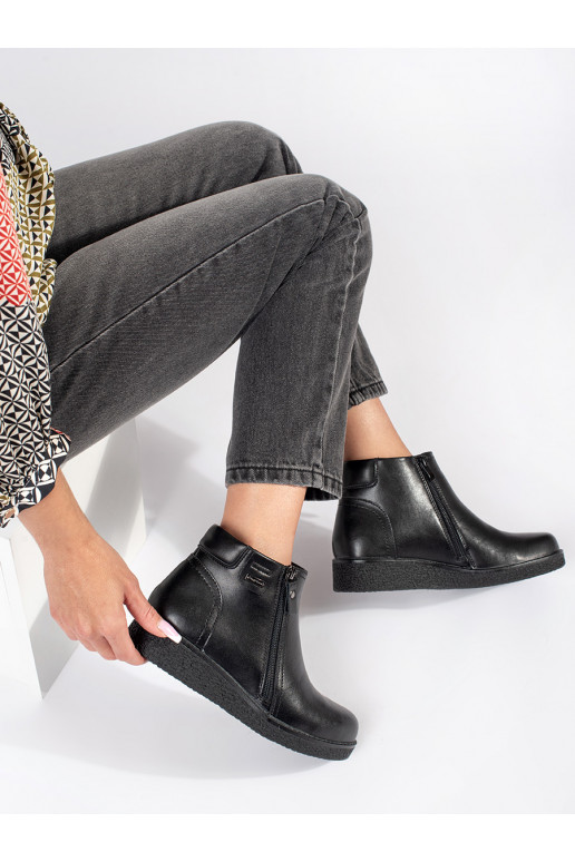 Melns    zābaki  Sergio Leone