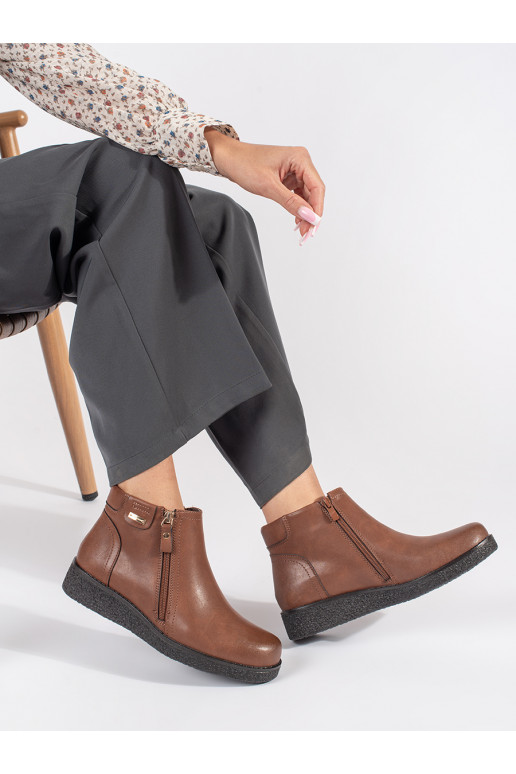 brūnas krāsas    zābaki  Sergio Leone