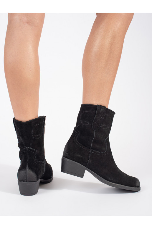   Melnas krāsas zābaki  Sergio Leone