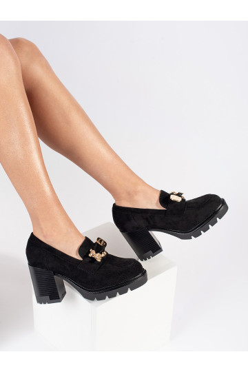 Melns Sieviešu zābaki   z metalowym zdobieniem