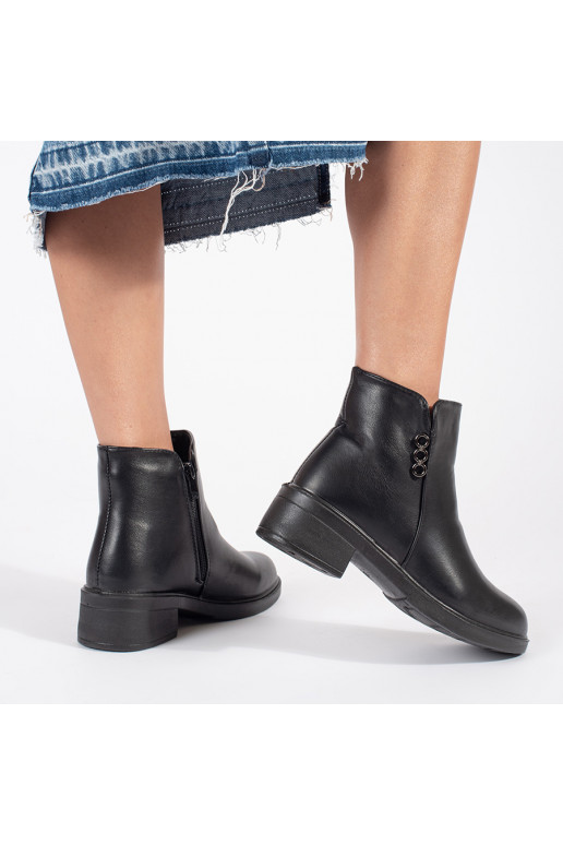 Melns  sieviešu zābaki 