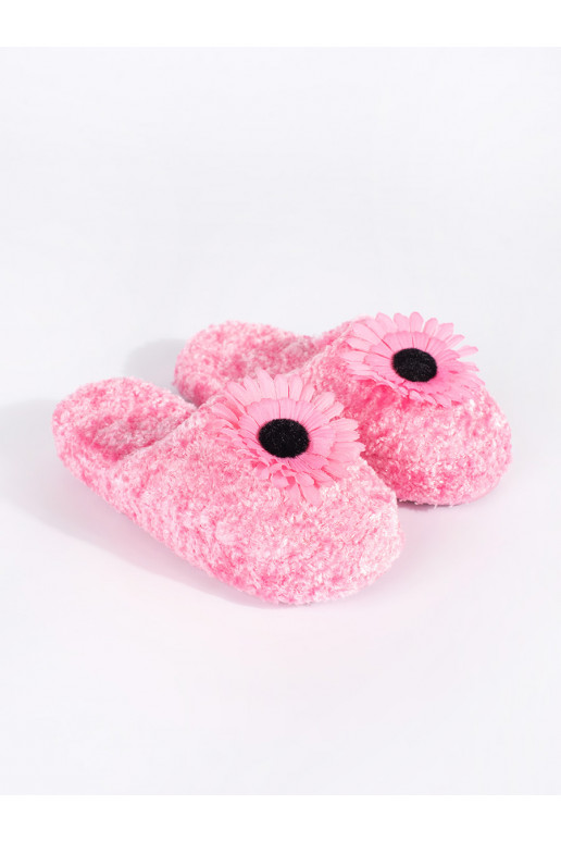 Rozā krāsas kapcie  z ozdobnym em