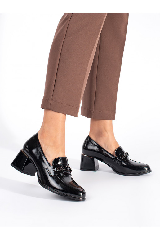 Melns  kurpes  Melns  kurpes