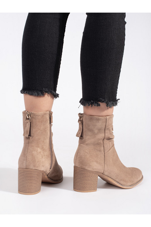 smilšu krāsas  sieviešu zābaki 