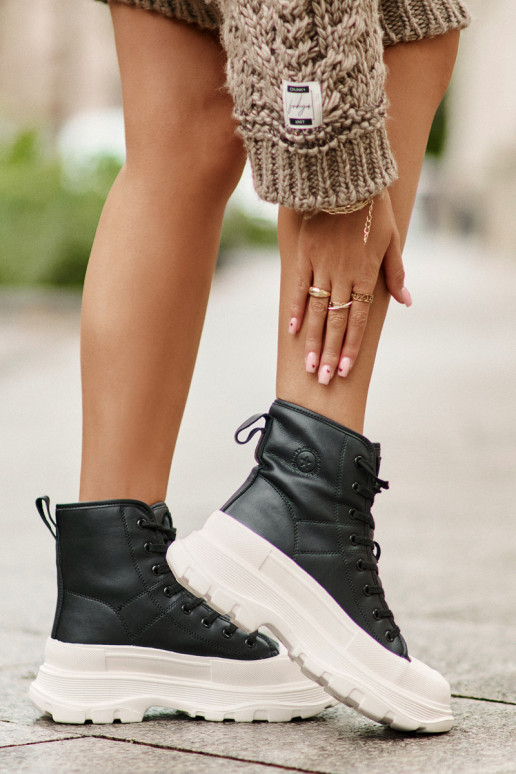 Āda siltināti brīvā laika apavi ar... Āda siltināti brīvā laika apavi ar...