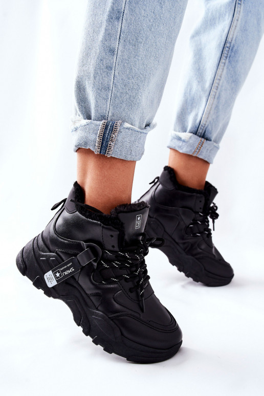 Sievišķīgs siltināti Sneakers modeļa...