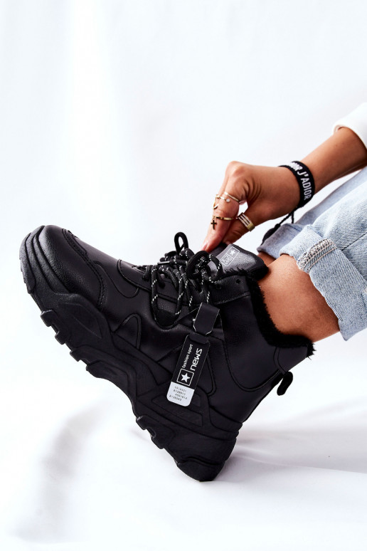 Sievišķīgs siltināti Sneakers modeļa...