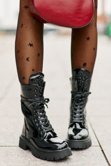 Laque siltināti zābaki ar ornamentiem Melns Kelilea