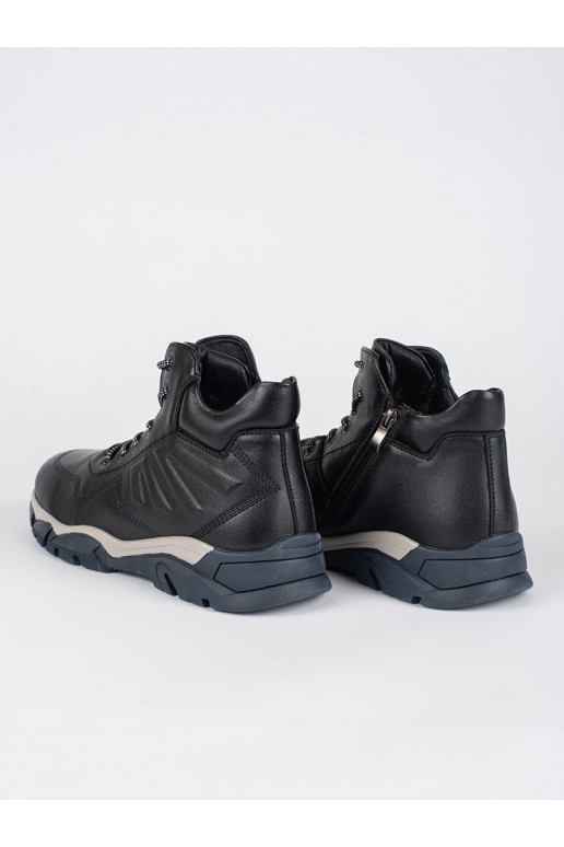  Melnas krāsas zābaki  