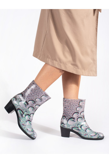 Gumijas apavi krople