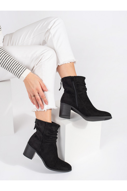 Melns  sieviešu zābaki 