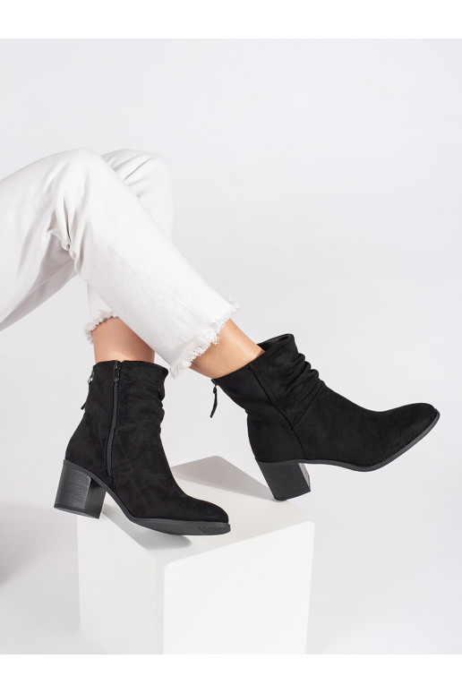 Melns  sieviešu zābaki 