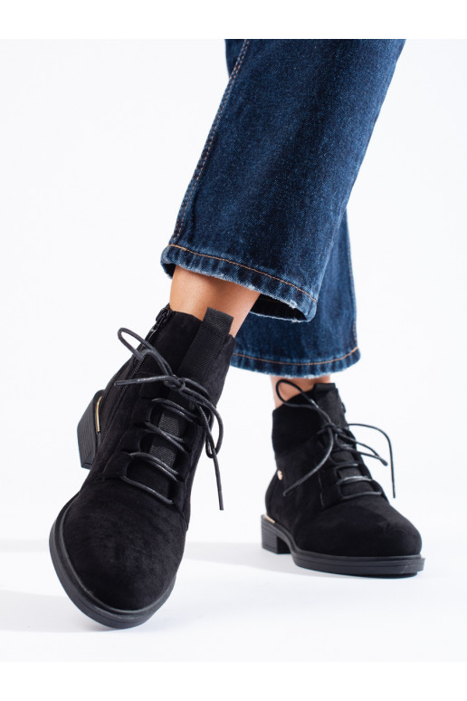 zamšādas Melnas krāsas  zābaki 