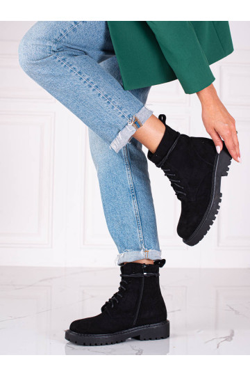 Melns Sieviešu zābaki