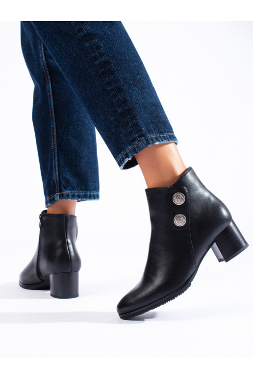  Melnas krāsas sieviešu zābaki uz papēža