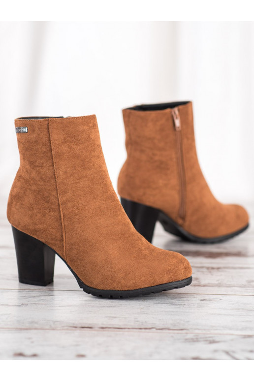 Brūnas krāsas puszābaki ar papēdi