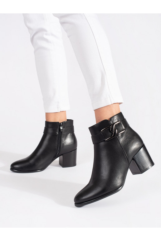 Melns zābaki Sergio Leone 