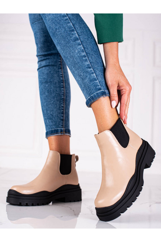 Melns sieviešu zābaki  ar platformu