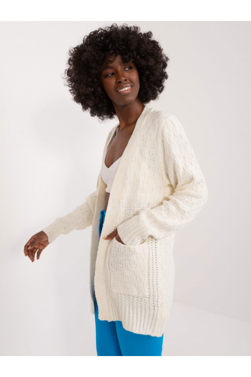 Jaciņa bālganā krāsā