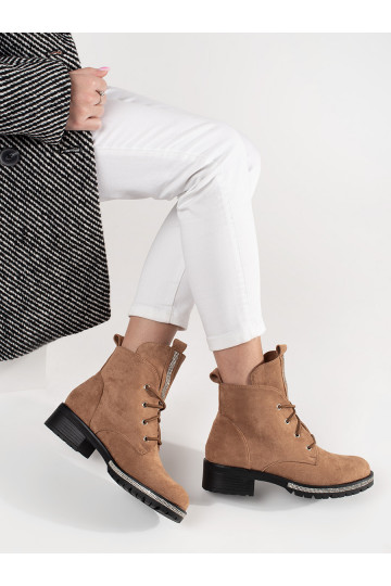 smilšu krāsas zābaki  2