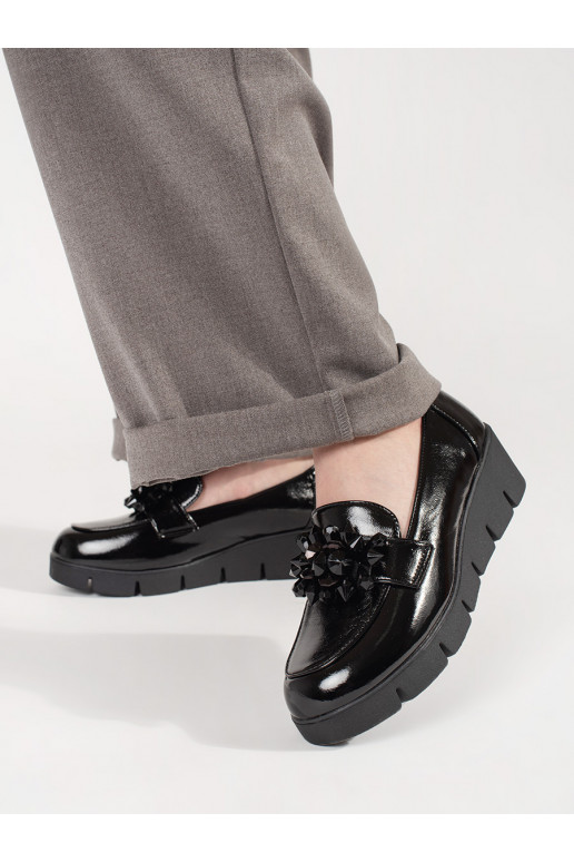 Melns mokasīni   Melns mokasīni