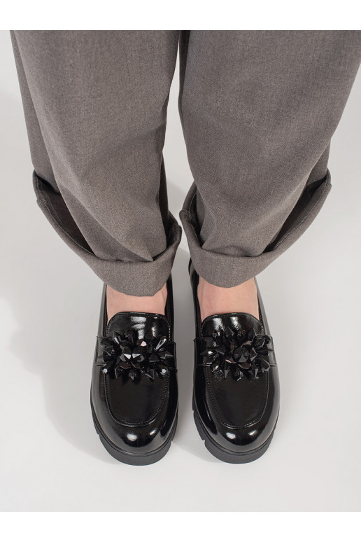 Melns mokasīni   Melns mokasīni