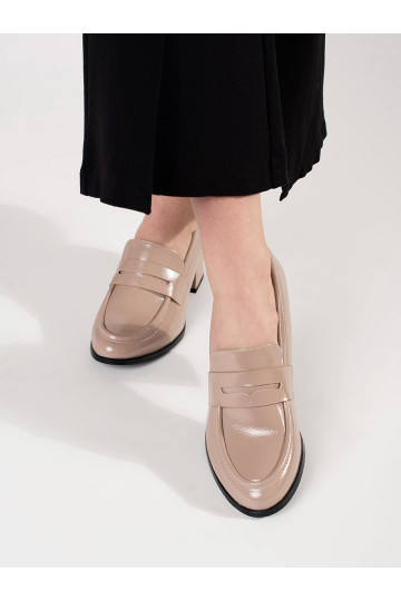 smilšu krāsas kurpes  2