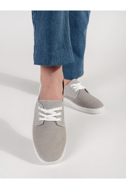 Pelēkas krāsas kurpes   Pelēkas krāsas kurpes