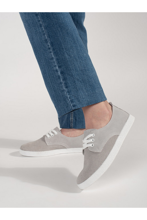 Pelēkas krāsas kurpes   Pelēkas krāsas kurpes